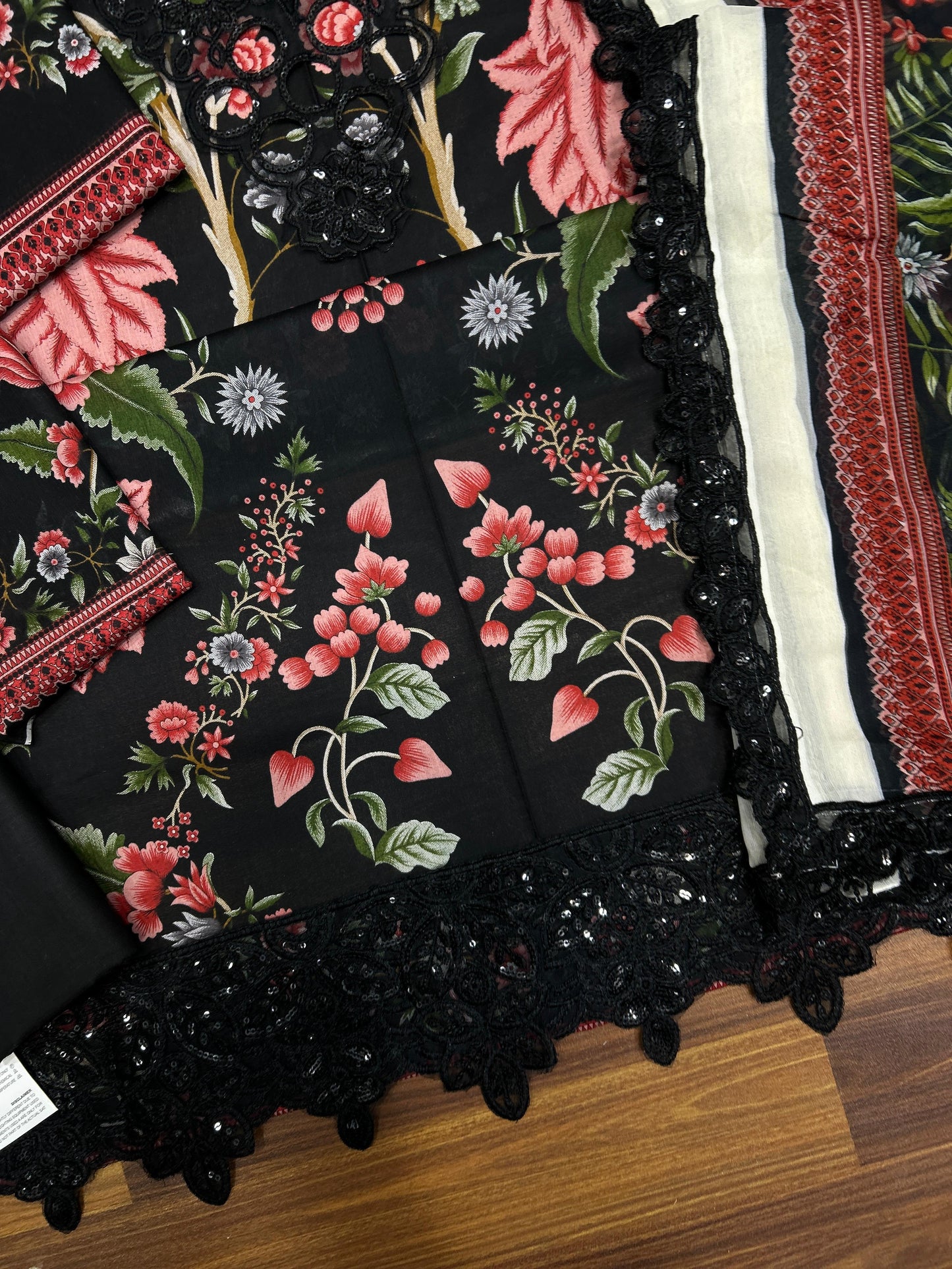 MARIAB B LAWN WITH CHIFFON  DUPATTA |3PEC UNSTICHED