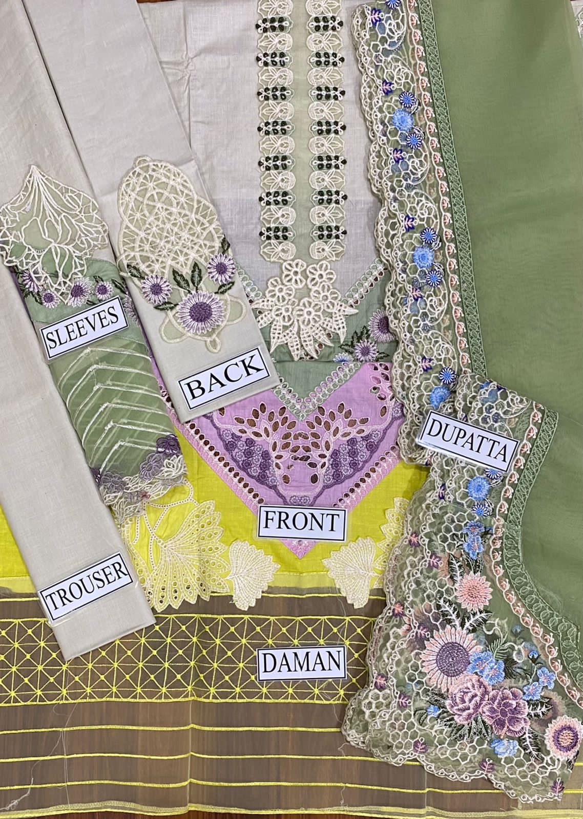 CRIMSON CHIKENKARI LAWN WITH BROIDERY DUPATTA  |3PEC UNSTICHED