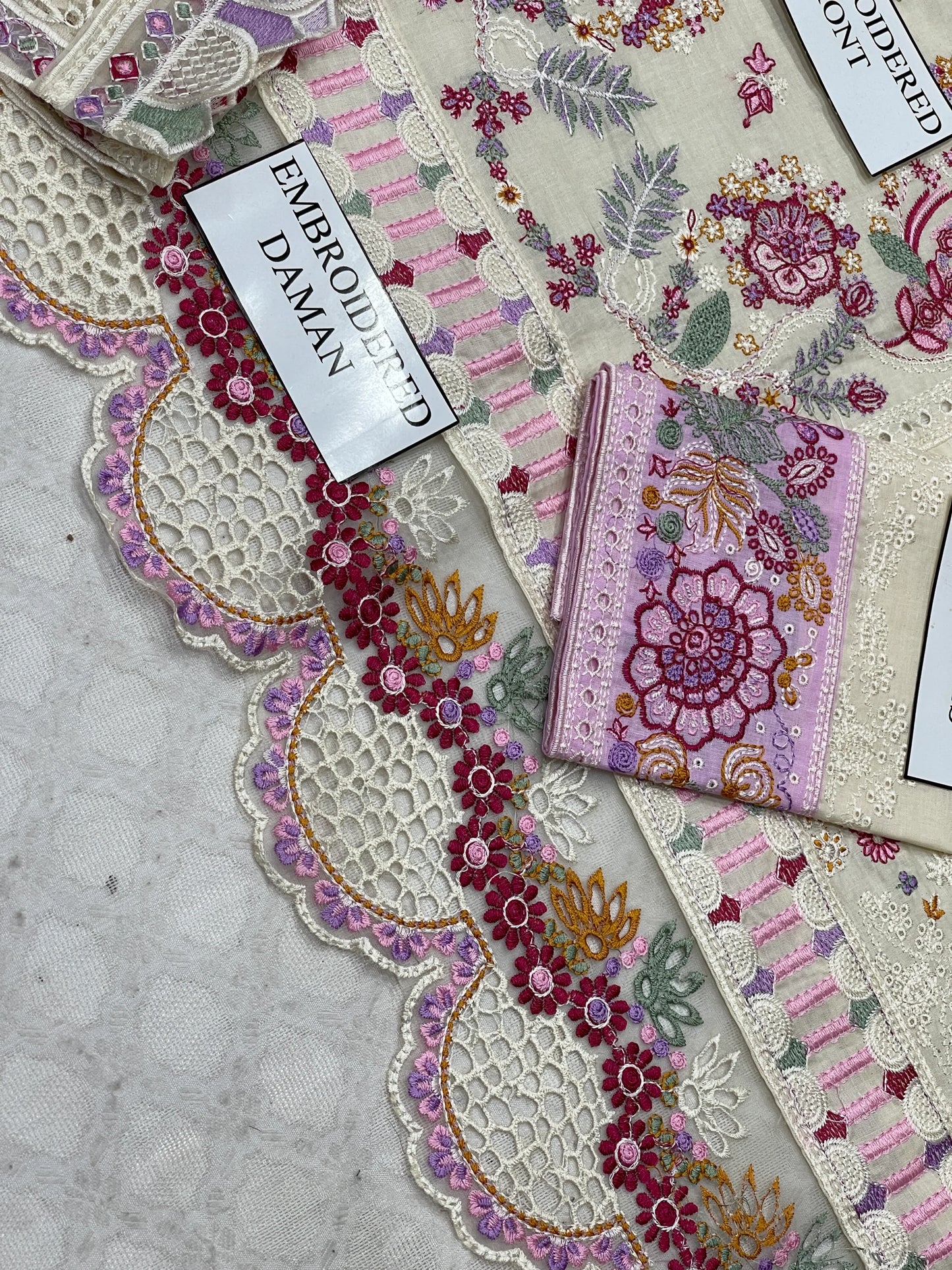 Qalamqar | Chikenkari Lawn Embroidery Orgenza Embroided Dupatta | 3pec Unstiched